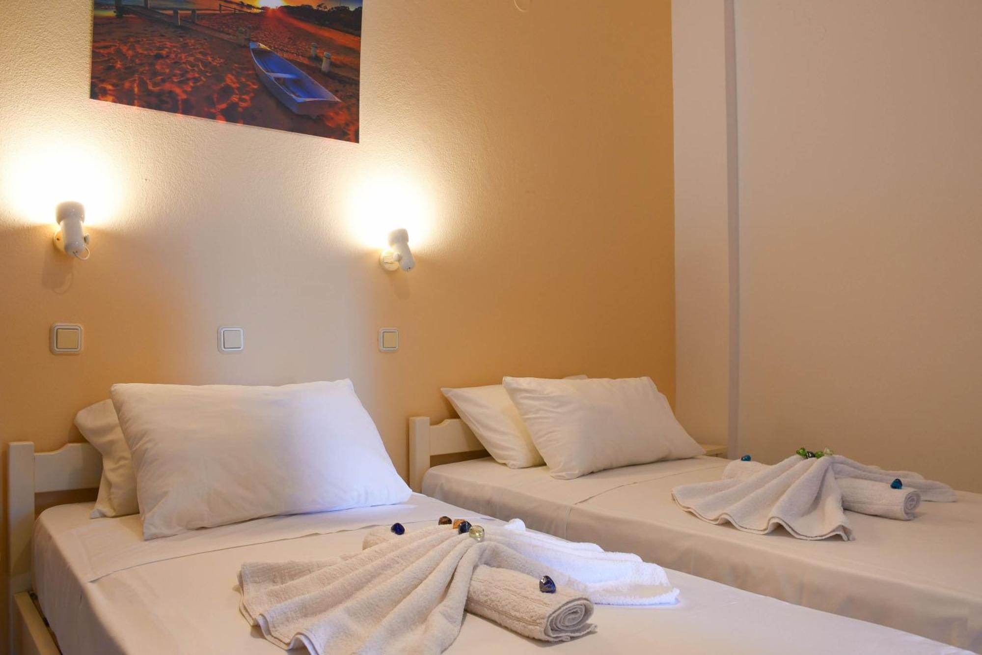 Litinas Apartments With Pool Agia Marina 외부 사진
