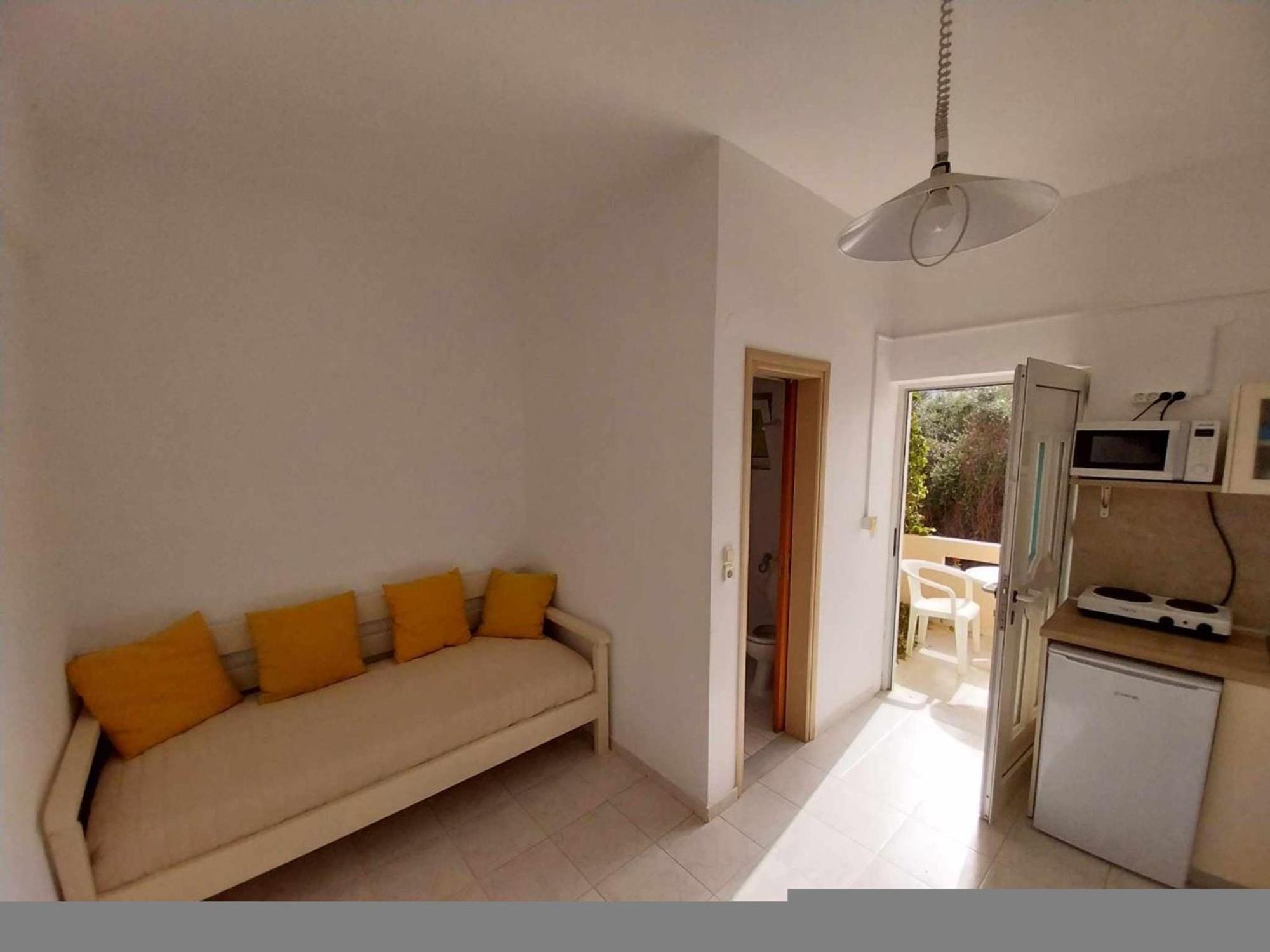 Litinas Apartments With Pool Agia Marina 외부 사진