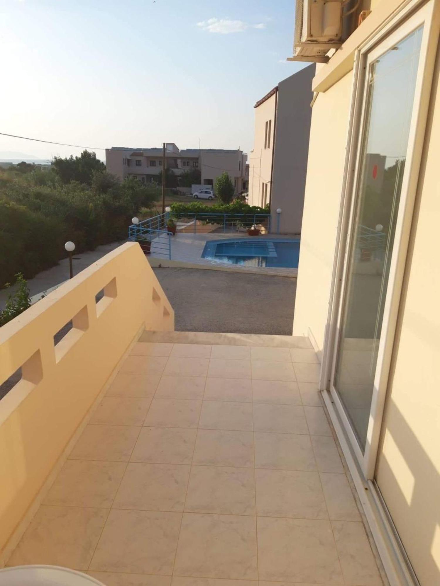 Litinas Apartments With Pool Agia Marina 외부 사진