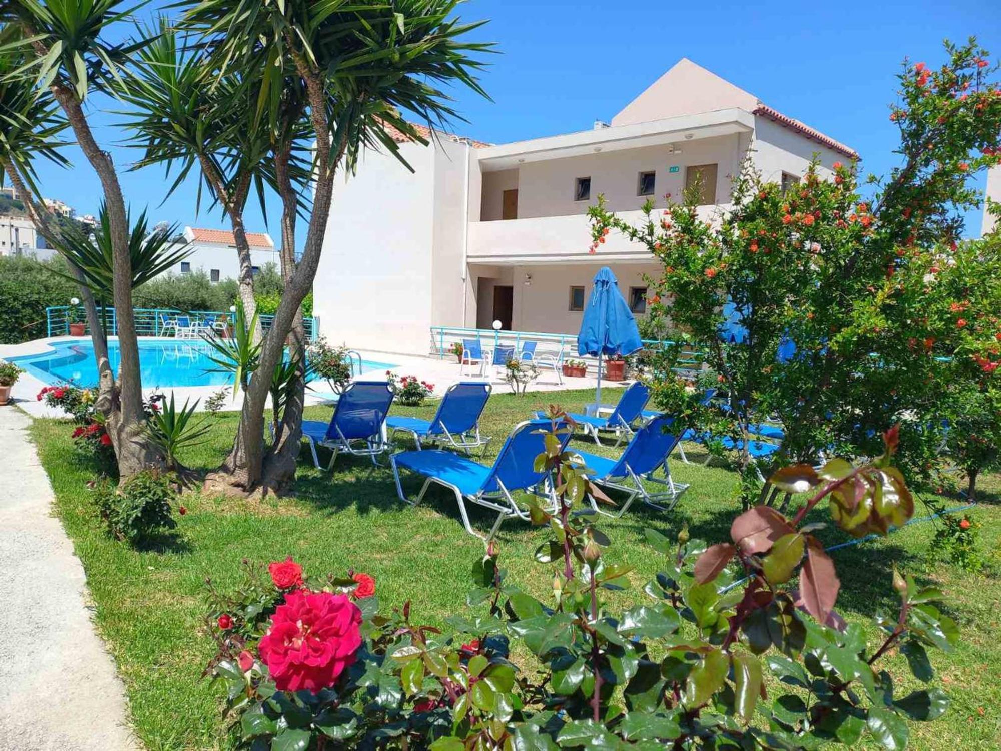 Litinas Apartments With Pool Agia Marina 외부 사진
