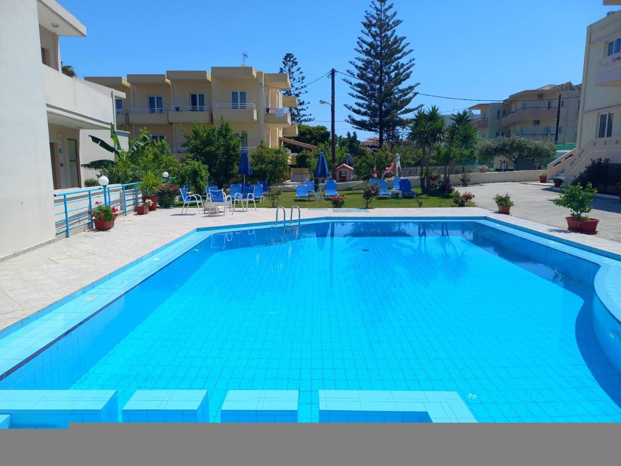 Litinas Apartments With Pool Agia Marina 외부 사진